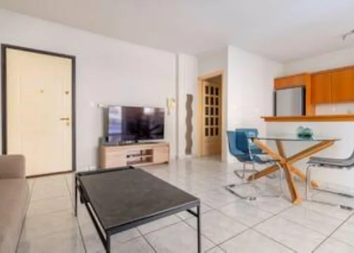 Athens Riviera Modern Apartment
